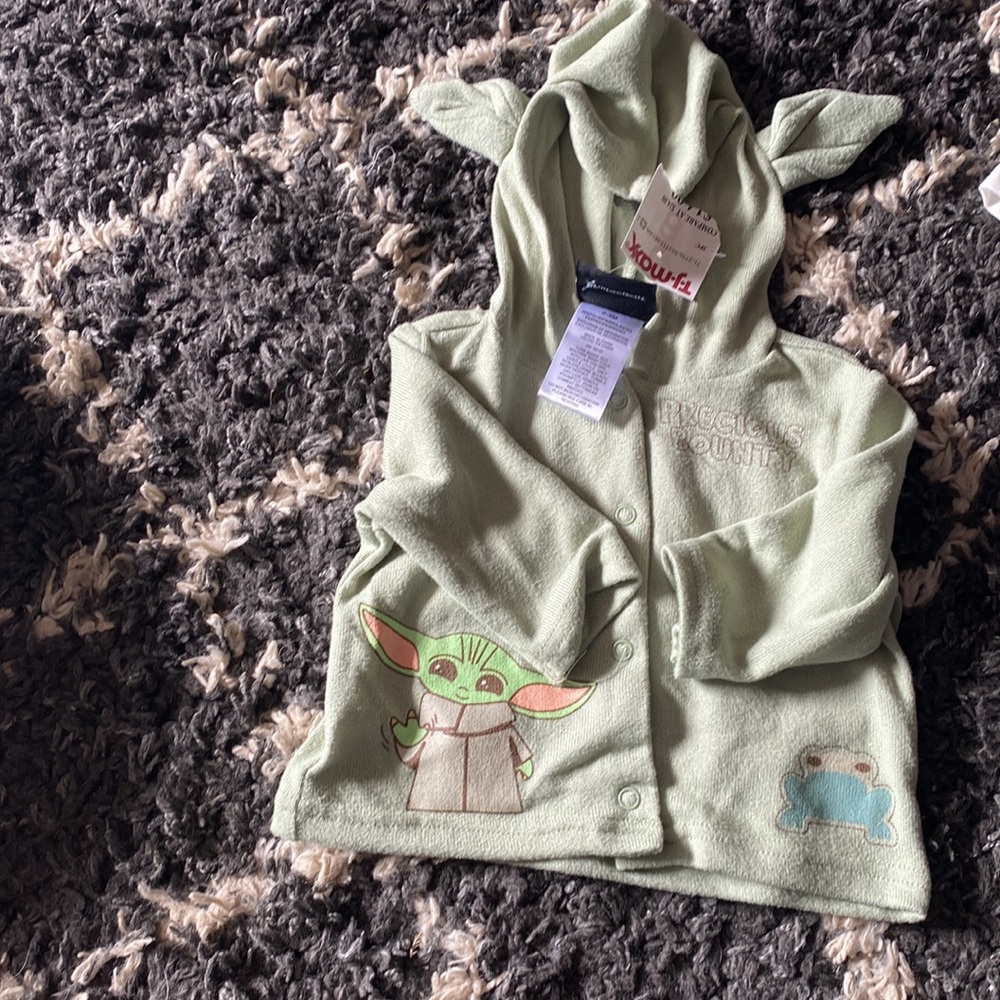 Star Wars out fit new with tags
